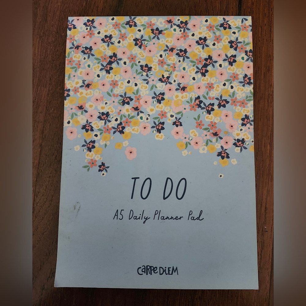 Floral A5 Daily Planner Notepad - Picture 2 of 8